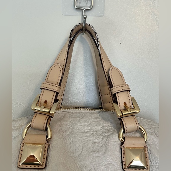 Michael Kors Chain Satchel Bag- Vanilla - Picture 12 of 16